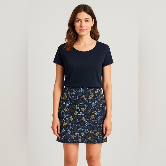 💛🌼 Talbots Women's Navy Blue Floral Print Corduroy A-Line Skirt - Size 14 💛🌼 - Picture 1 of 11